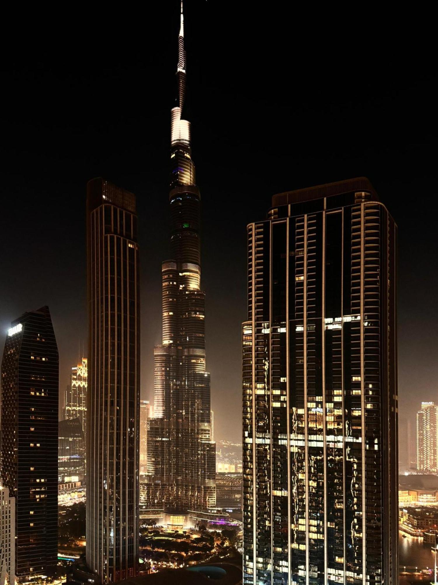 Full Burj Khalifa View, Near Fountain, Mall In Downtown Apartment